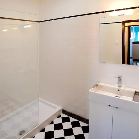 Omega White 波尔图