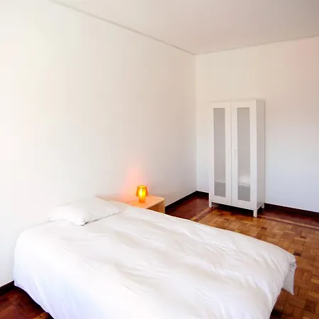 Apartment Omega White