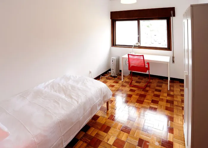 Omega White Apartment *