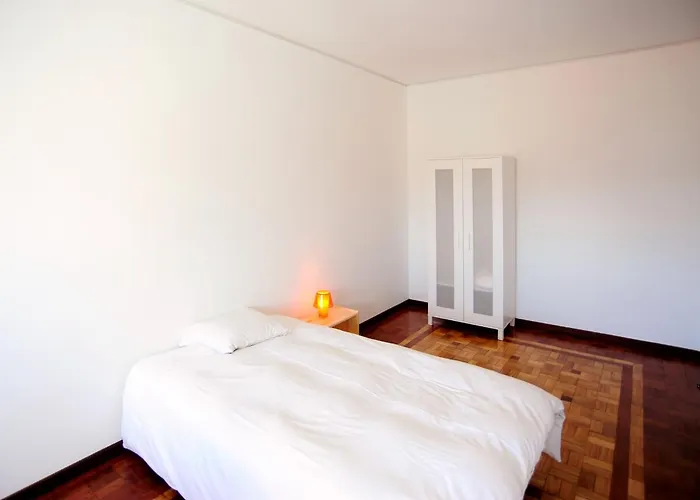 Apartment Omega White